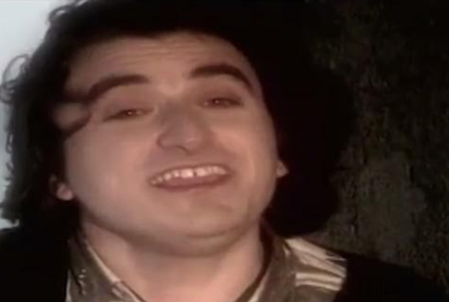 Volkan Konak gençlik resimleri ve açıklamaları! Volkan Konak gençlik resimleri ve açıklamaları!