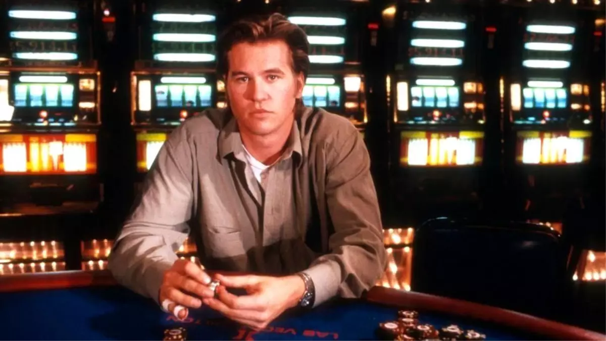 Oyuncu Val Kilmer 65 Yaşında Hayatını Kaybetti