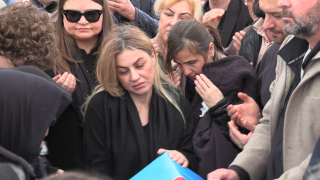 Volkan Konak memleketi Trabzon'da son yolculuğuna uğurlanıyor Volkan Konak memleketi Trabzon'da son yolculuğuna uğurlanıyor