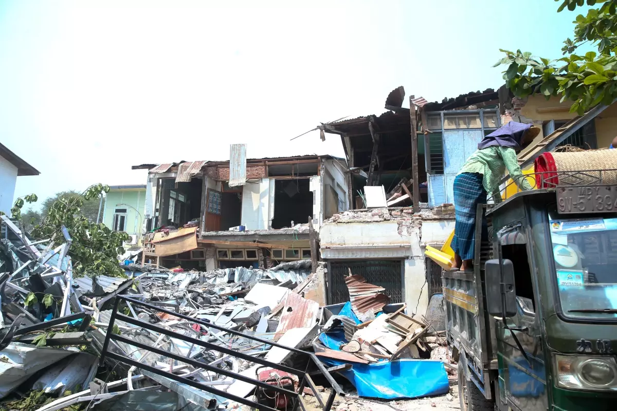 Myanmar'da Yıkıcı Deprem: 3.085 Ölü, 4.715 Yaralı