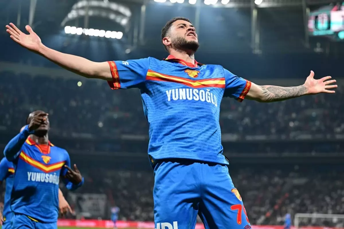 Beşiktaş'ı 3-1 yenen Göztepe, Ziraat Türkiye Kupası'nda yarı finale yükseldi