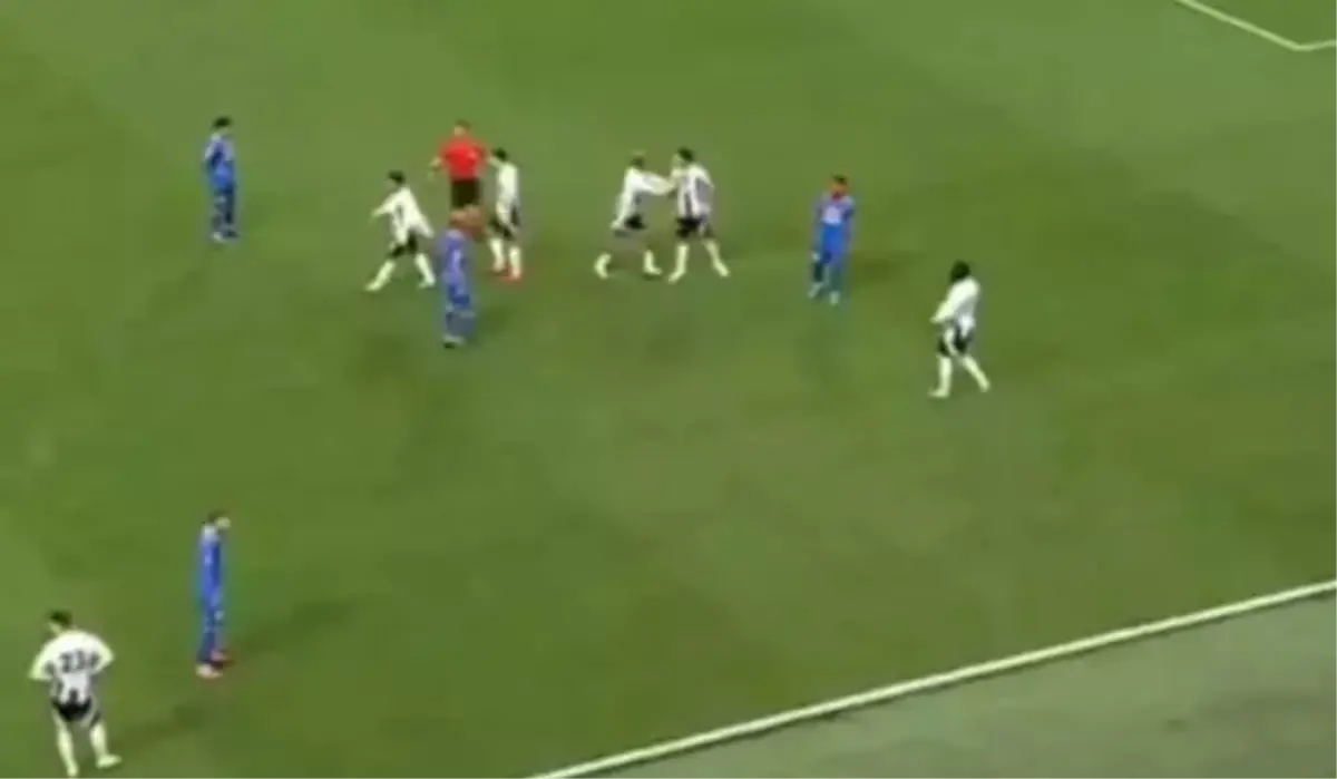 Chamberlain Emirhan Topçu neden kavga etti?
