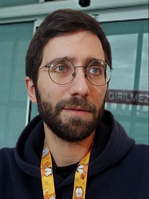 Enes Özel gözaltına mı alındı, neden? Enes Özel gözaltına mı alındı, neden?