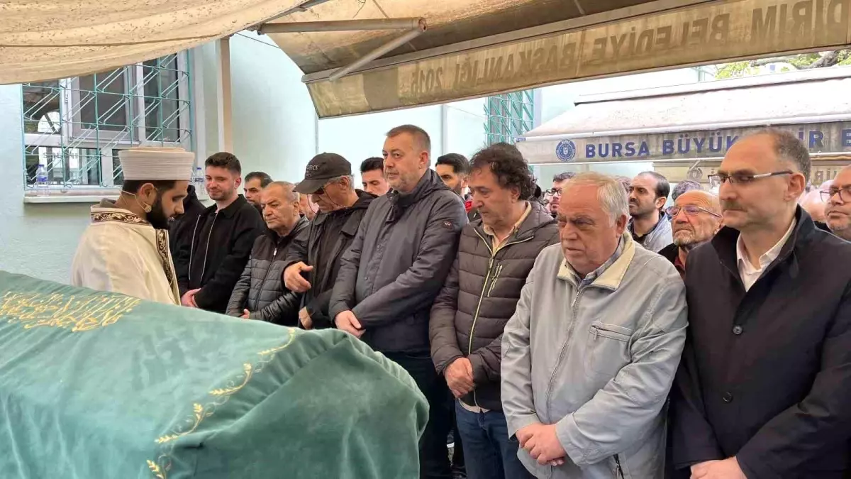 Uludağ'daki yangın felaketi: Milli kayakçının annesi de hayatını kaybetti