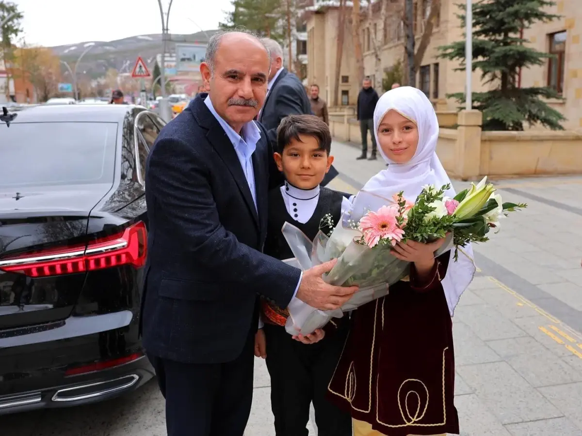 İçişleri Bakan Yardımcısı Aktaş, Bayburt'ta Temaslarda Bulundu