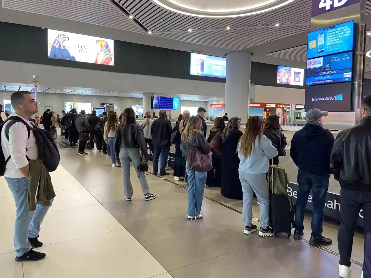 İstanbul Havalimanı'nda Bayram Yoğunluğu