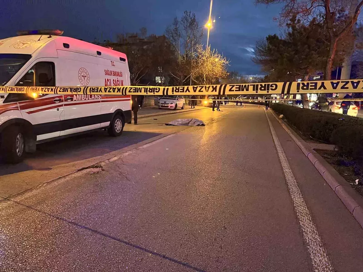 Konya'da yol ortasında kaza: 53 yaşındaki kadın hayatını kaybetti