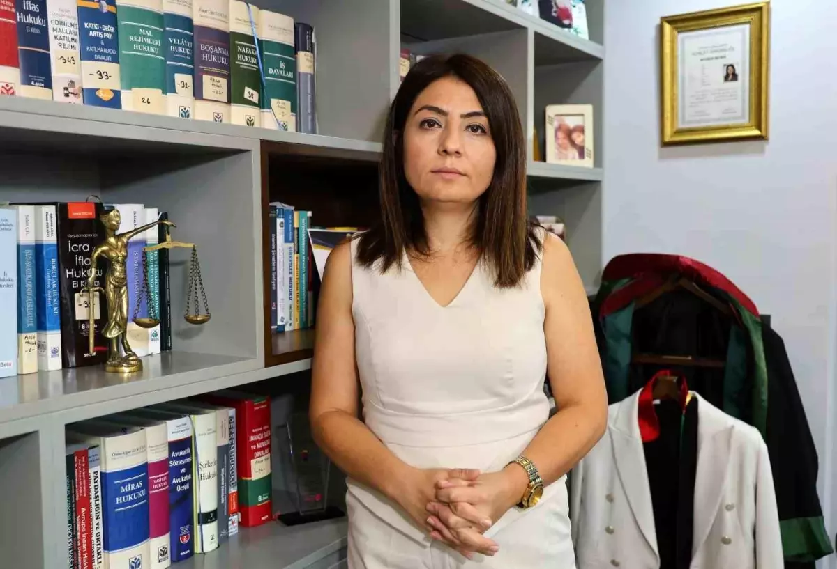 Adana'da MİT Görevlisi Sahtesi 16 Kişiyi Dolandırdı