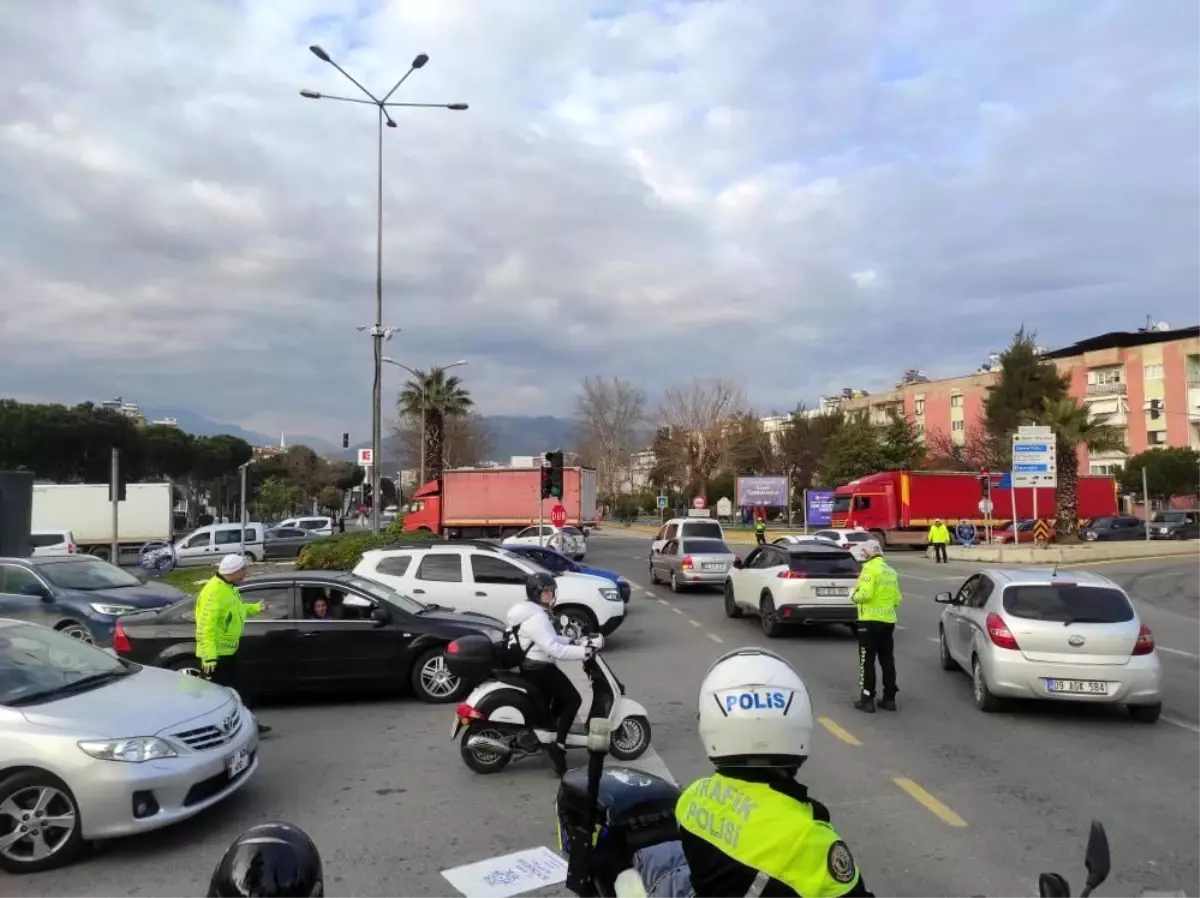 Aydın'da Ramazan Bayramı Sakin Geçti, Trafik Rakamları Artış Gösterdi