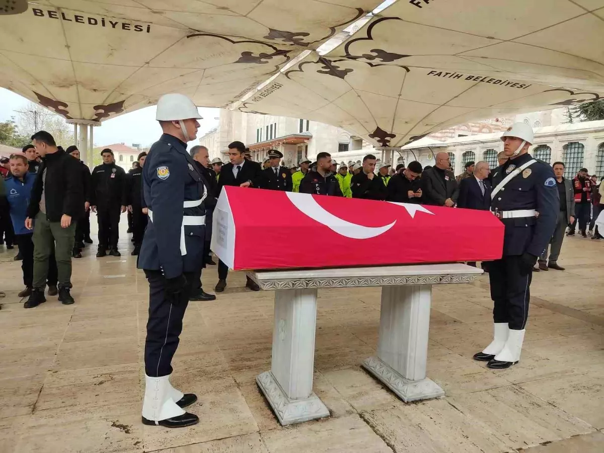 Şehit bekçi Uğur Gölçek son yolculuğuna uğurlandı