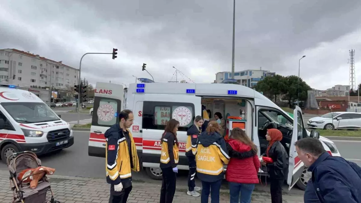 Tekirdağ'da Yaya Geçidinde Anne ve Bebeğine Otomobil Çarptı