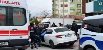 Babasını vuran kayınpederini öldürdü