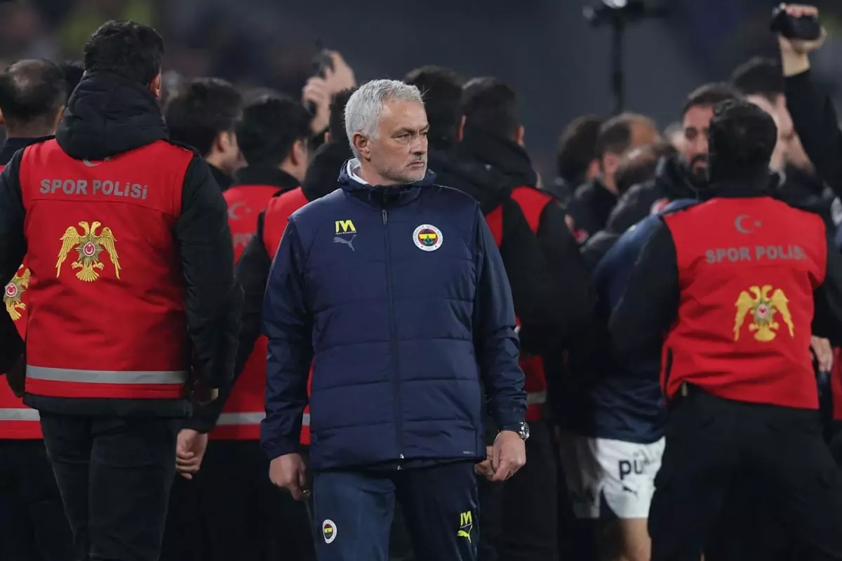 Canlı yayında duyurdu! Brezilya Milli Takımı Mourinho'yu istiyor