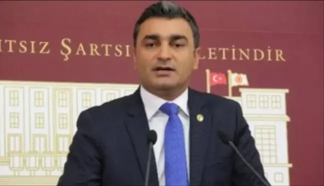CHP kurultayıyla ilgili bomba kulis! Özel'e iki rakip çıktı CHP kurultayıyla ilgili bomba kulis! Özel'e iki rakip çıktı
