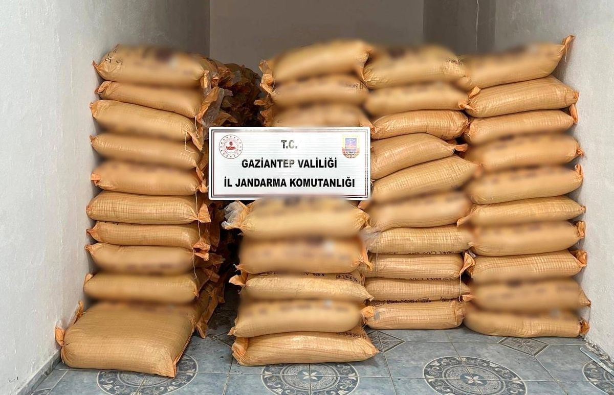 Gaziantep'te Sahte Gübre Operasyonu: 1.4 Milyon TL Değerinde Malzeme Ele Geçirildi