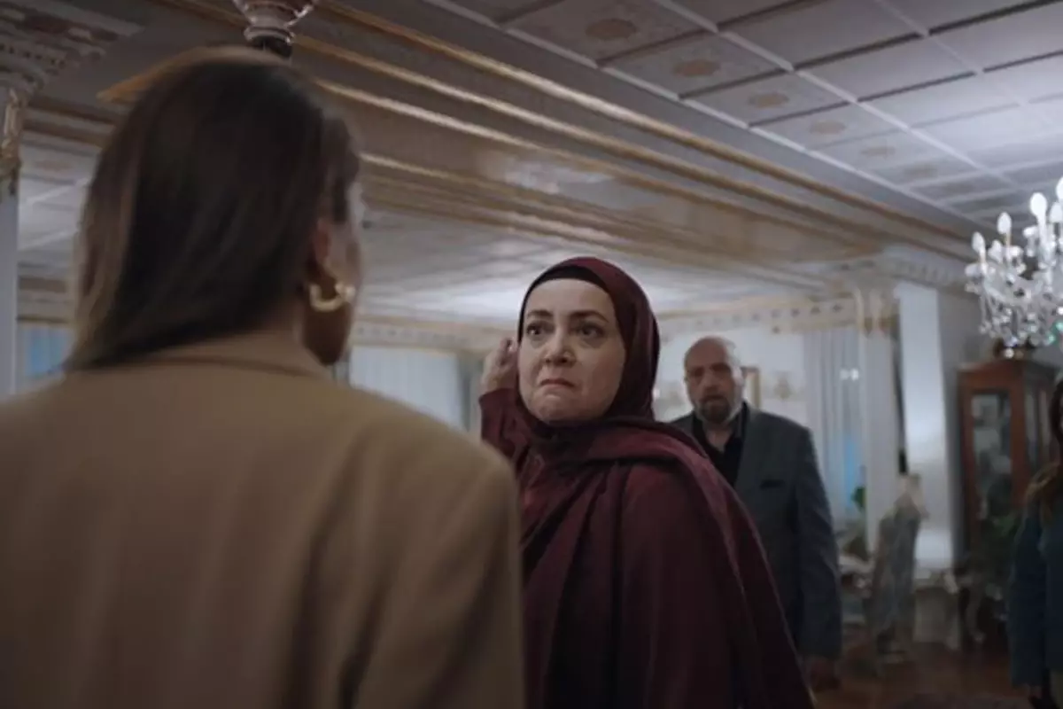 Kızılcık Şerbeti'nde başrol vedası! Ünlü isim diziden ayrılıyor