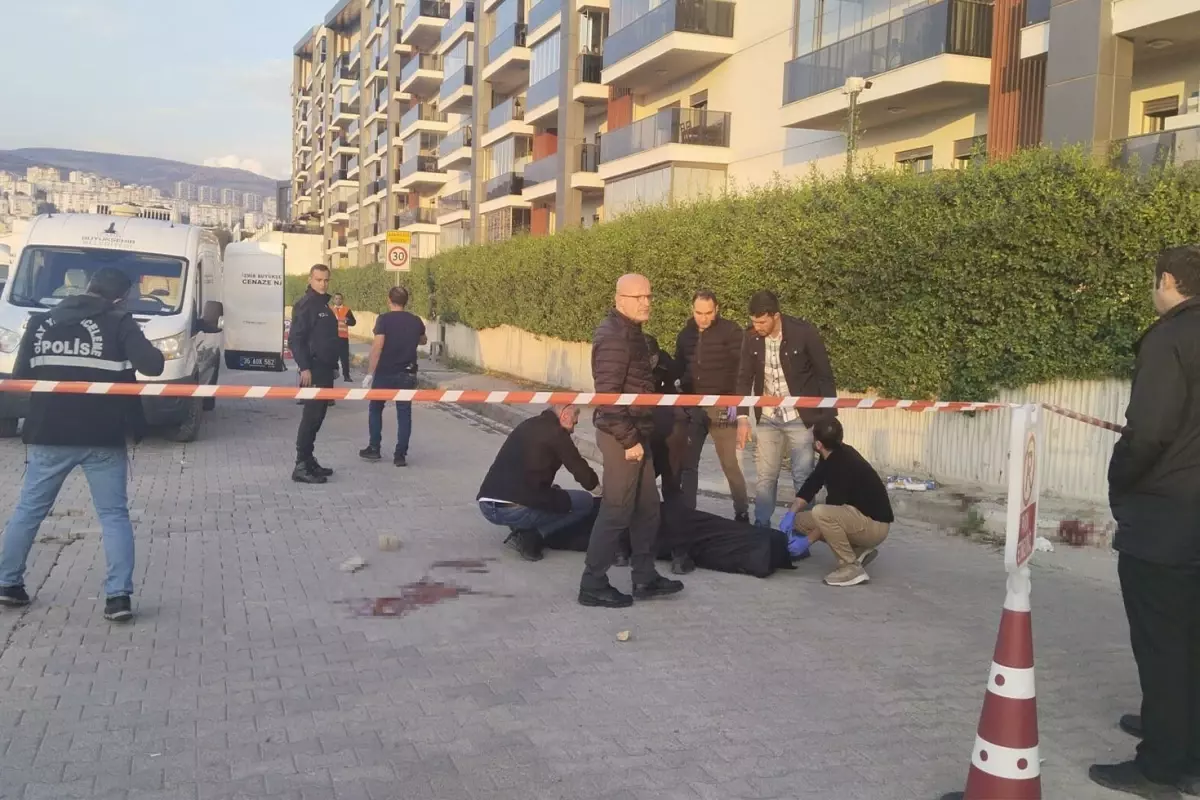 Sokak ortasında eski nişanlısını ve annesini vurup intihar etti