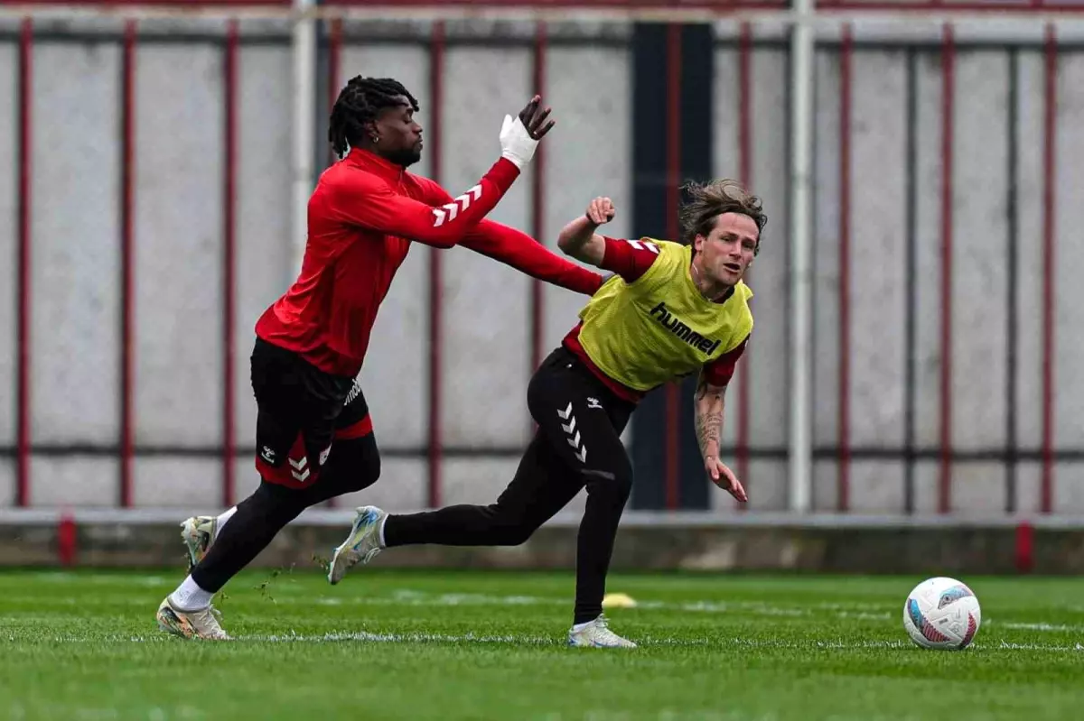 Samsunspor, Antalyaspor'u Yenerek Kötü Gidişatı Durdurmak İstiyor