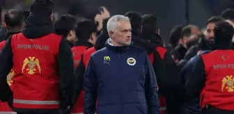 Jose Mourinho Galatasaray maçı sonrası 3 isme neşteri vurdu