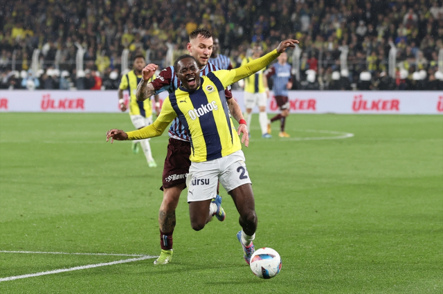 Kadıköy'de Talisca şov! Fenerbahçe, Trabzonspor'u 4-1 mağlup etti