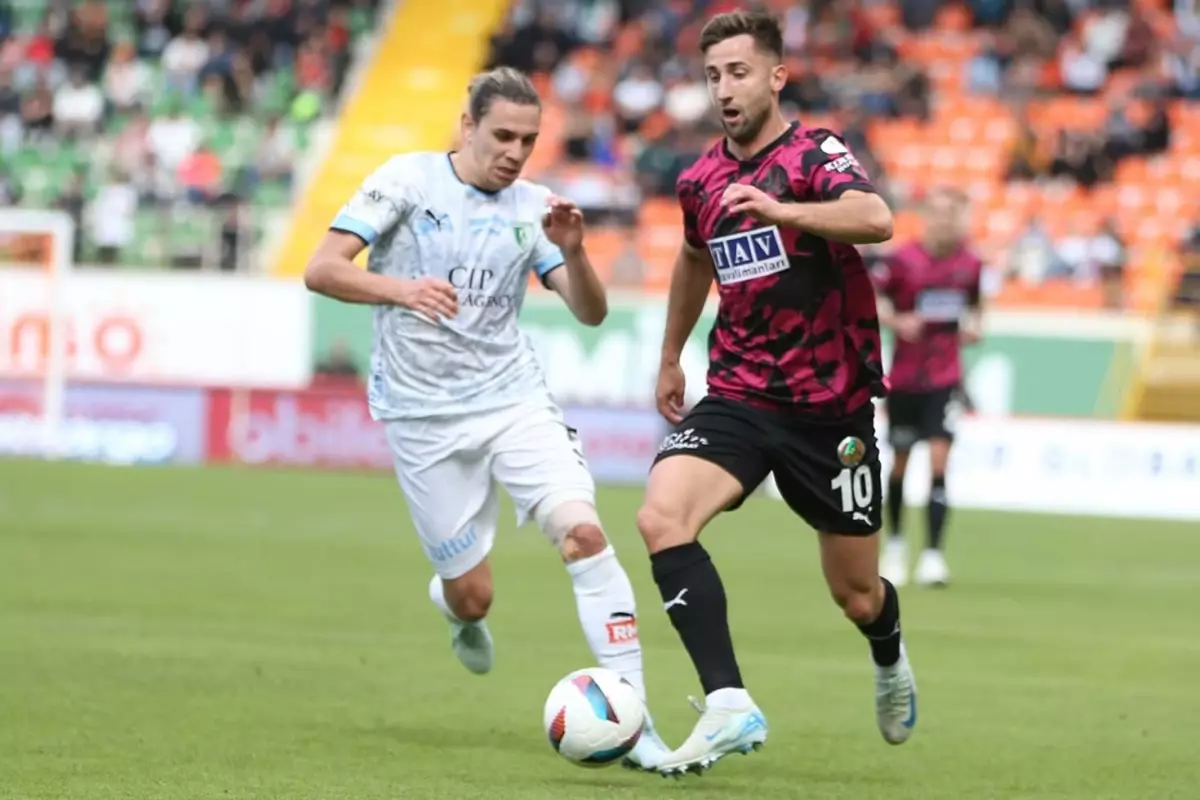 Süper Lig'de alt sıralar karıştı! Bodrum FK, deplasmanda Alanyaspor'u 1-0 yendi