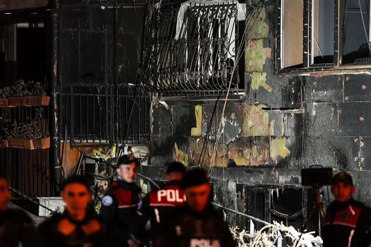 Beşiktaş'ta 29 kişinin hayatını kaybettiği gece kulübü yangını davasında 1 sanığa tahliye