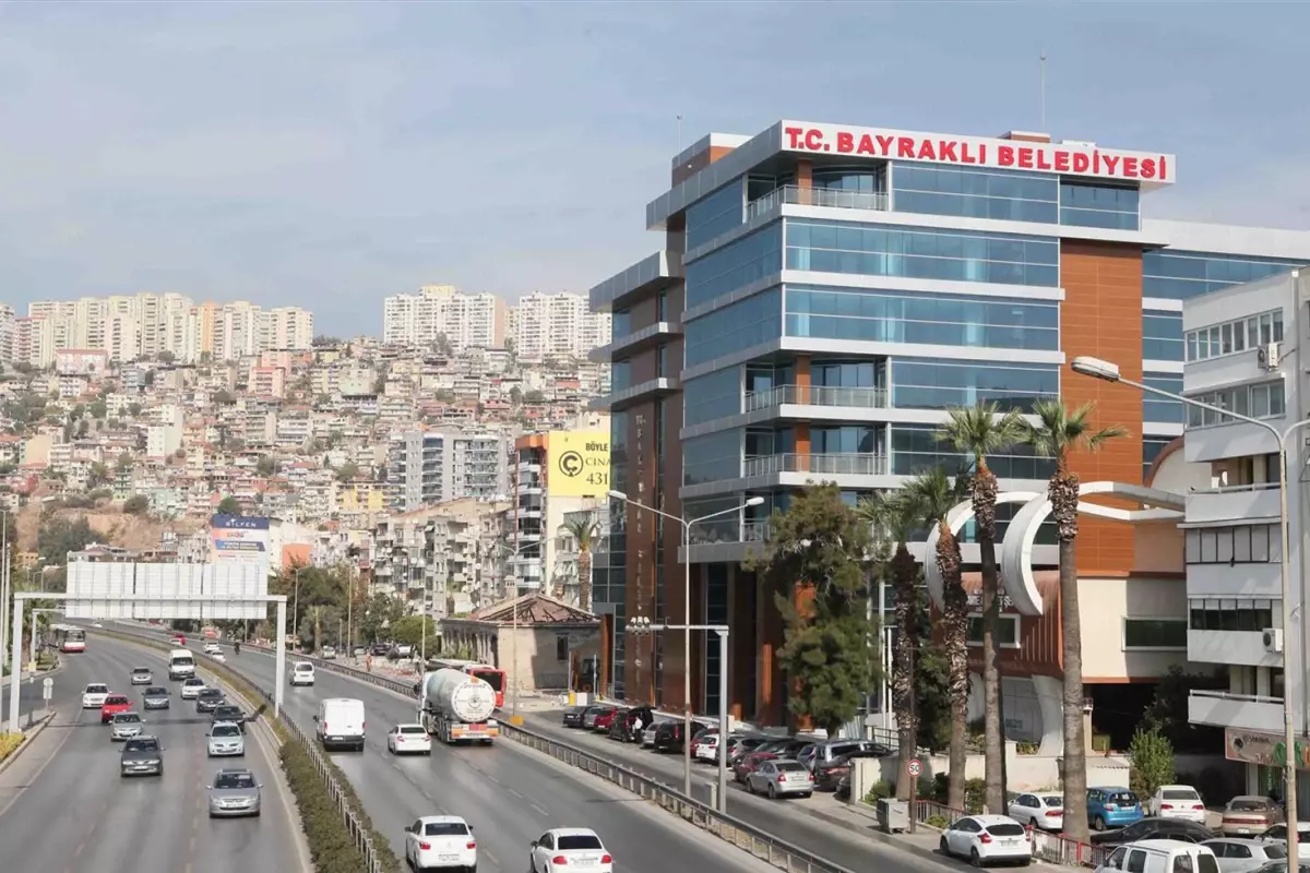 Bakanlıktan CHP'li Bayraklı Belediyesi'ne 3,7 milyon liralık ceza
