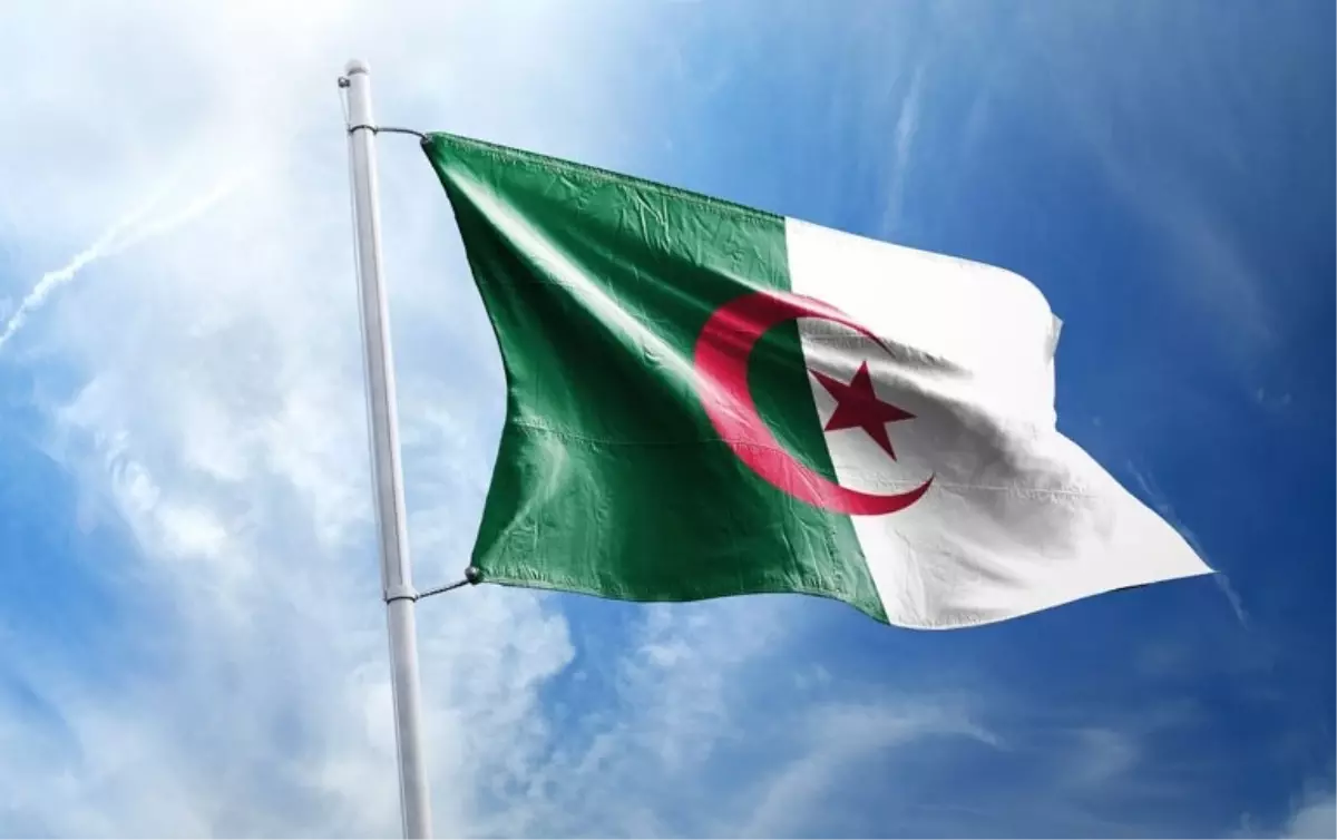 Cezayir ve Mali arasında tüm uçuşlar yasaklandı