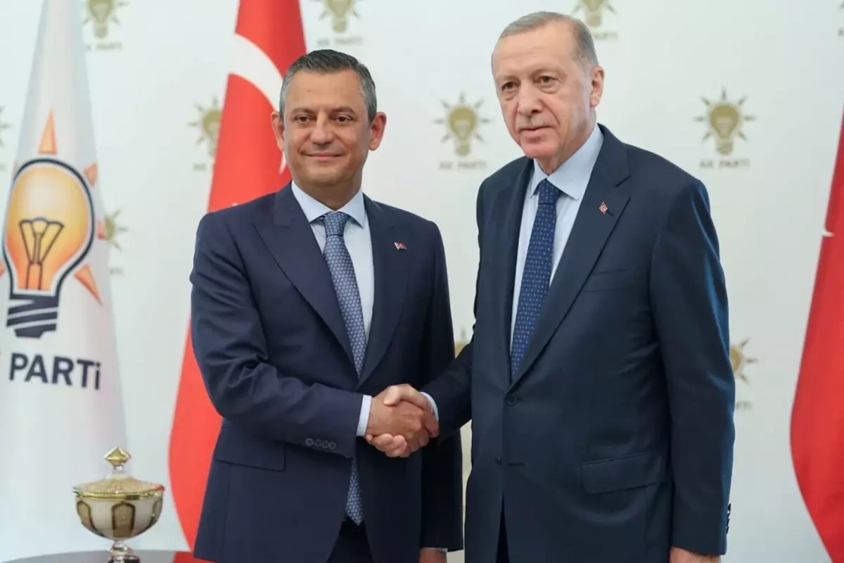 Cumhurbaşkanı Erdoğan'dan CHP lideri Özel'e 500 bin liralık dava