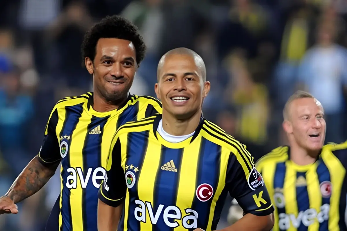 Fenerbahçe efsaneleri ile eski Schalke 04 oyuncuları sahaya çıkacak