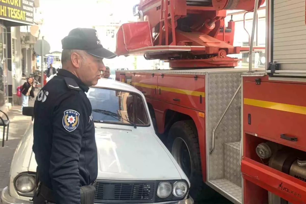 Hatalı parklar itfaiyeye zor anlar yaşattı