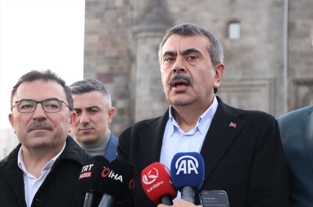 MEB takvimi değişiyor! Okullar ne zaman kapanıyor? 2025 okulların kapanmasına kaç gün kaldı? 2024-2025 eğitim öğretim takvimi MEB takvimi değişiyor! Okullar ne zaman kapanıyor? 2025 okulların kapanmasına kaç gün kaldı? 2024-2025 eğitim öğretim takvimi