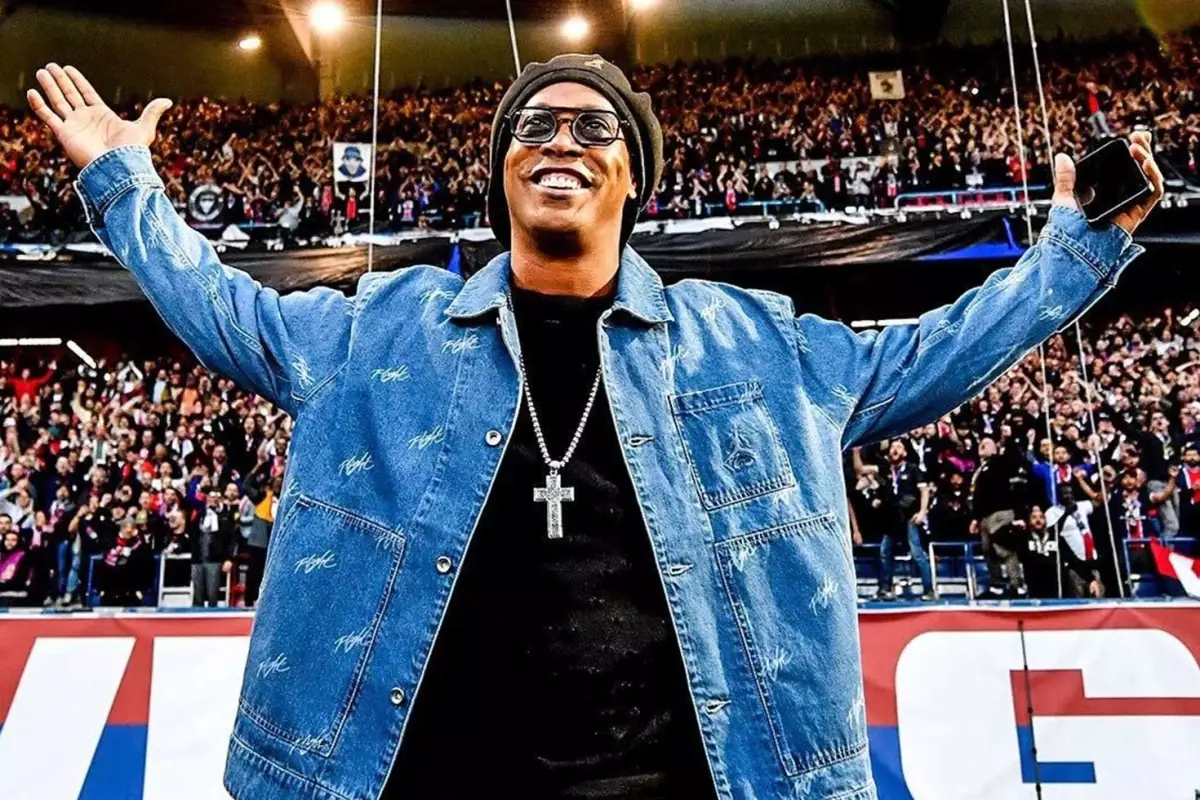 Ronaldinho'dan "Sana en çok benzeyen futbolcu kim?" sorusuna bomba yanıt
