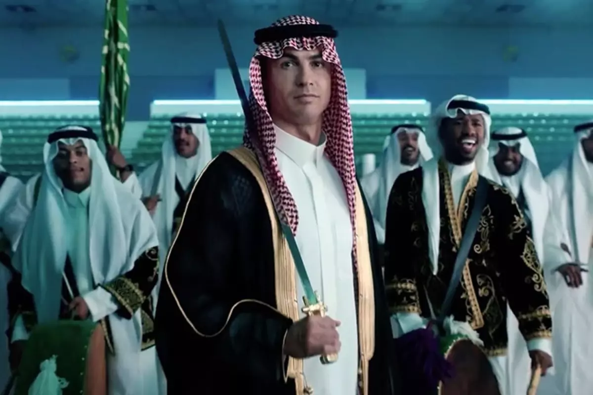 Ronaldo La Liga'dan takım alıyor