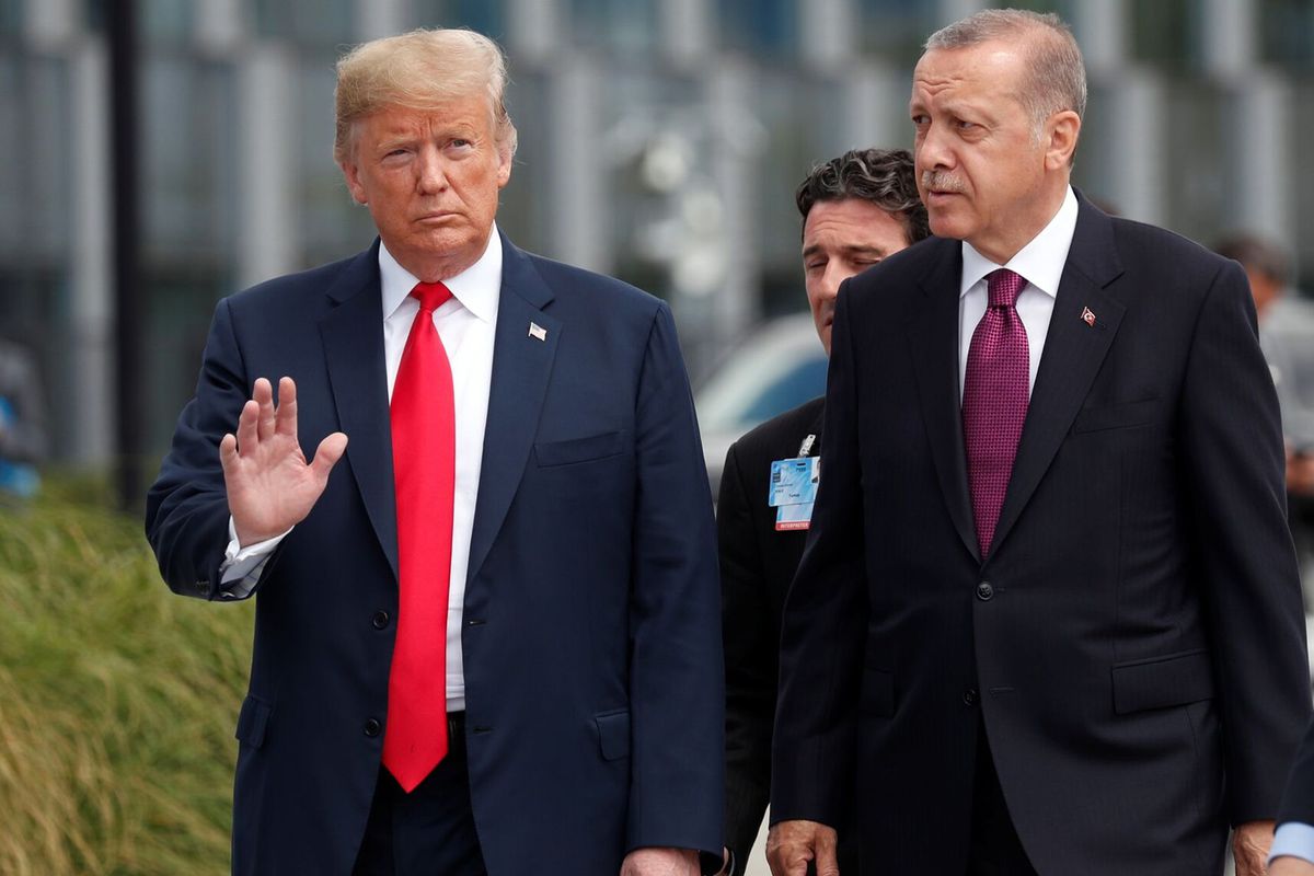 Trump'ın Erdoğan'la arasında geçen konuşma olay: Yok yok Suriye'yi sen aldın