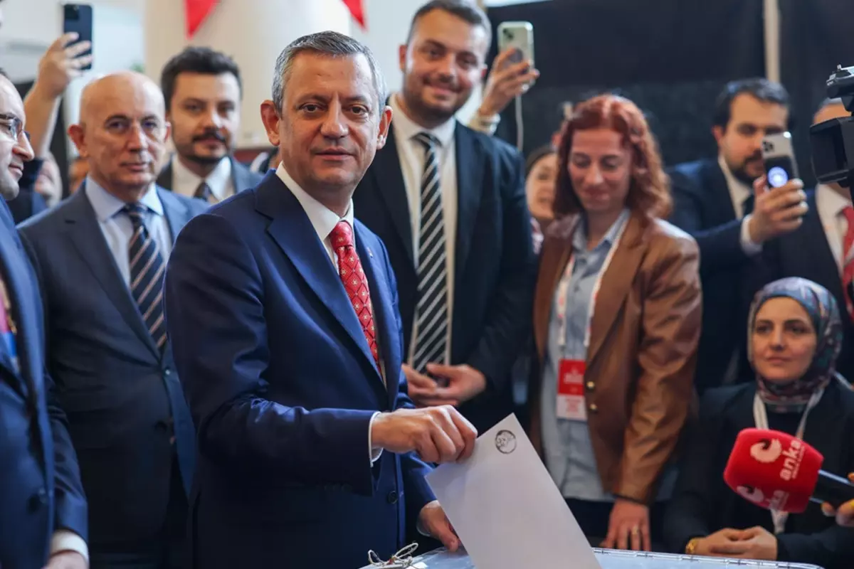 Özgür Özel'in seçildiği kongrenin iptali için YSK'ya itiraz