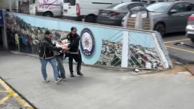 Rapçi Massaka, yasa dışı bahis soruşturmasında tutuklandı Rapçi Massaka, yasa dışı bahis soruşturmasında tutuklandı