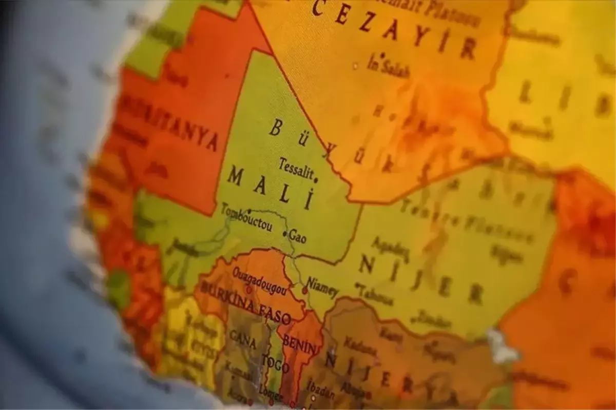 Afrika'da kriz: AES ülkelerinden Mali İHA'sını düşüren Cezayir için kritik hamle!