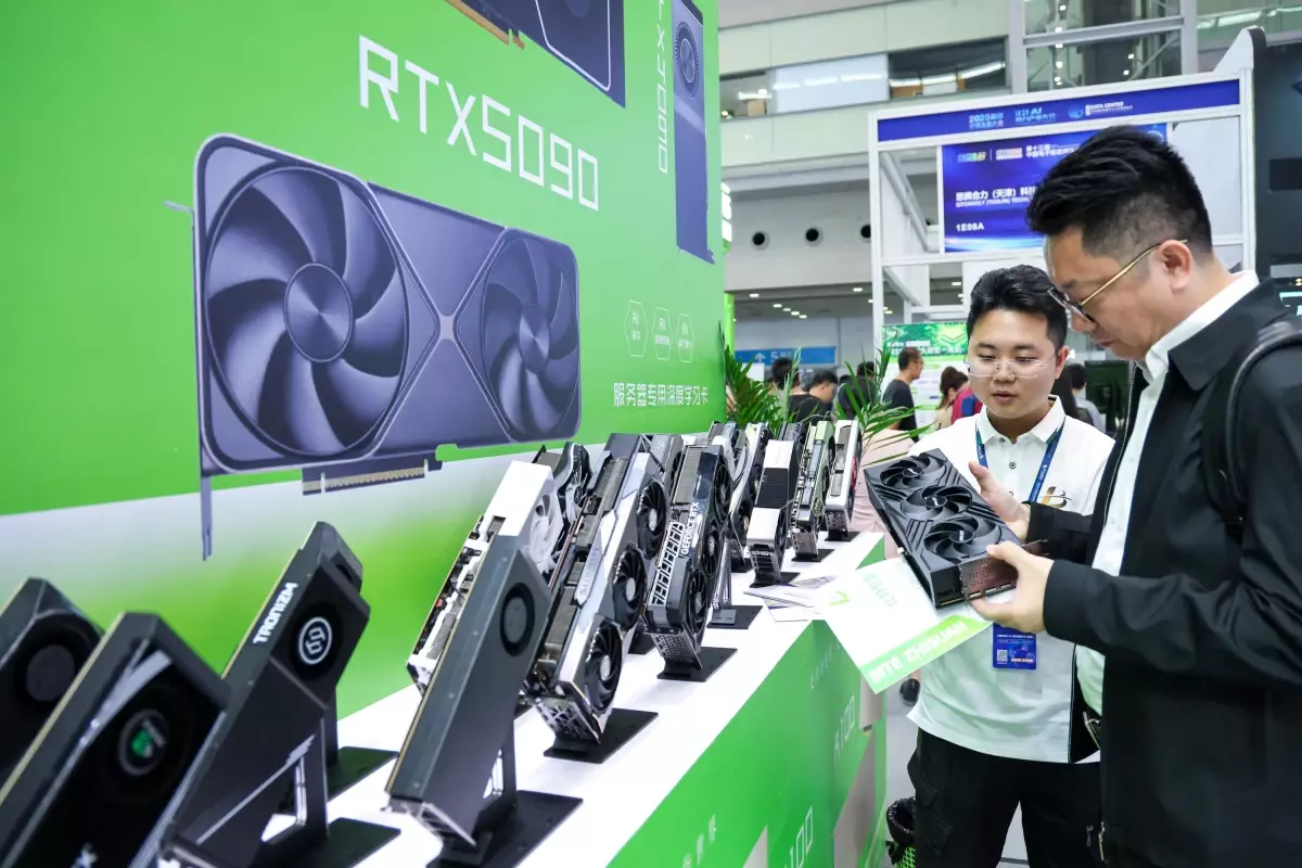 13. Çin Elektronik Bilgi Fuarı Shenzhen'de Başladı