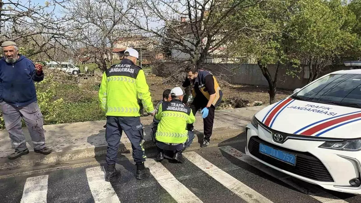 İstanbul'da Kamyonet ile Kamyon Çarpıştı: 2 Yaralı