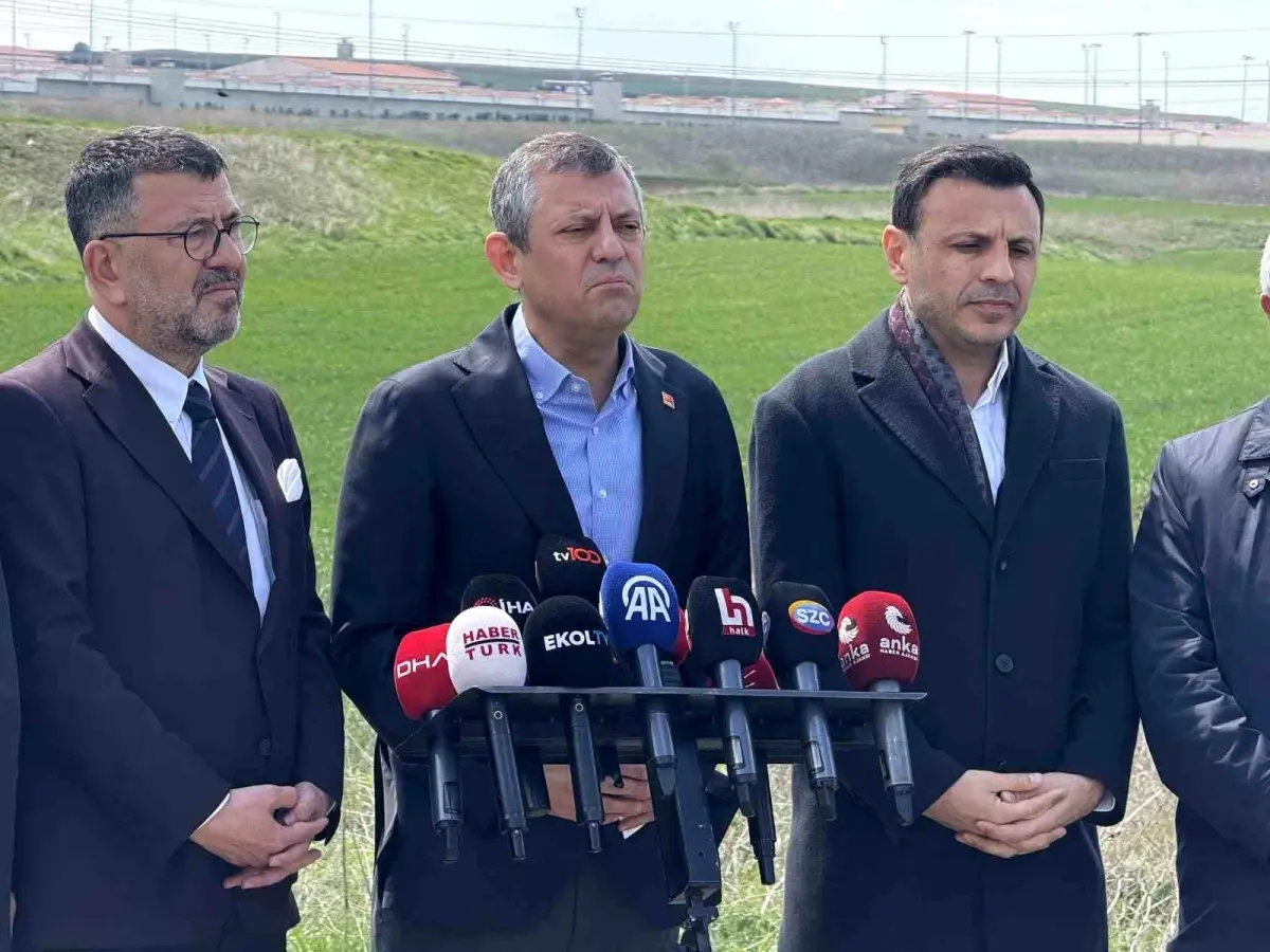 Özgür Özel: Kürt Meselesi Var, Çözmek Hepimizin Görevi
