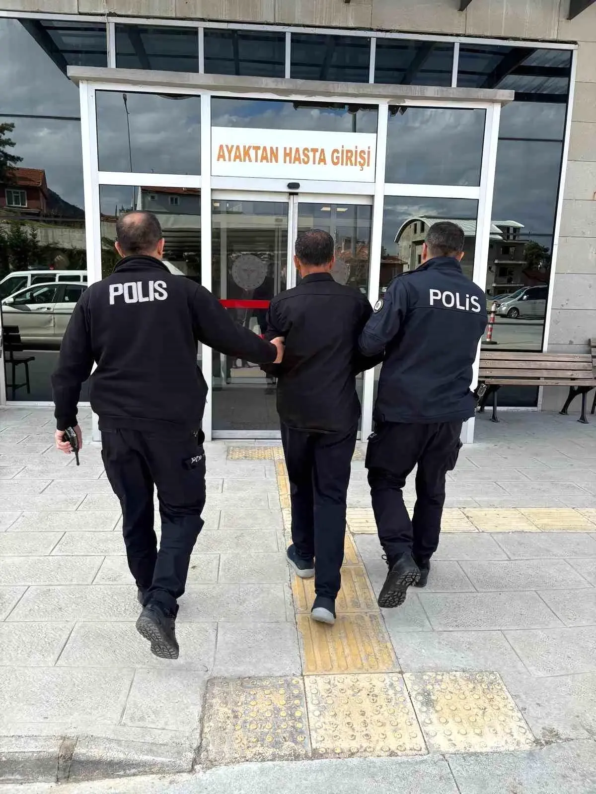 Isparta'da Hakkında Kesinleşmiş Ceza Bulunan Şahıs Yakalandı
