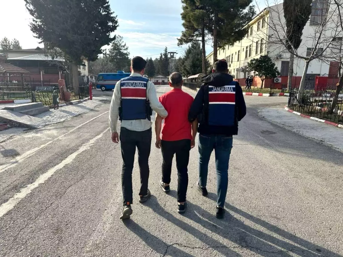 Gaziantep'te jandarmadan hırsızlık operasyonu: 44 şahıstan 3'ü tutuklandı