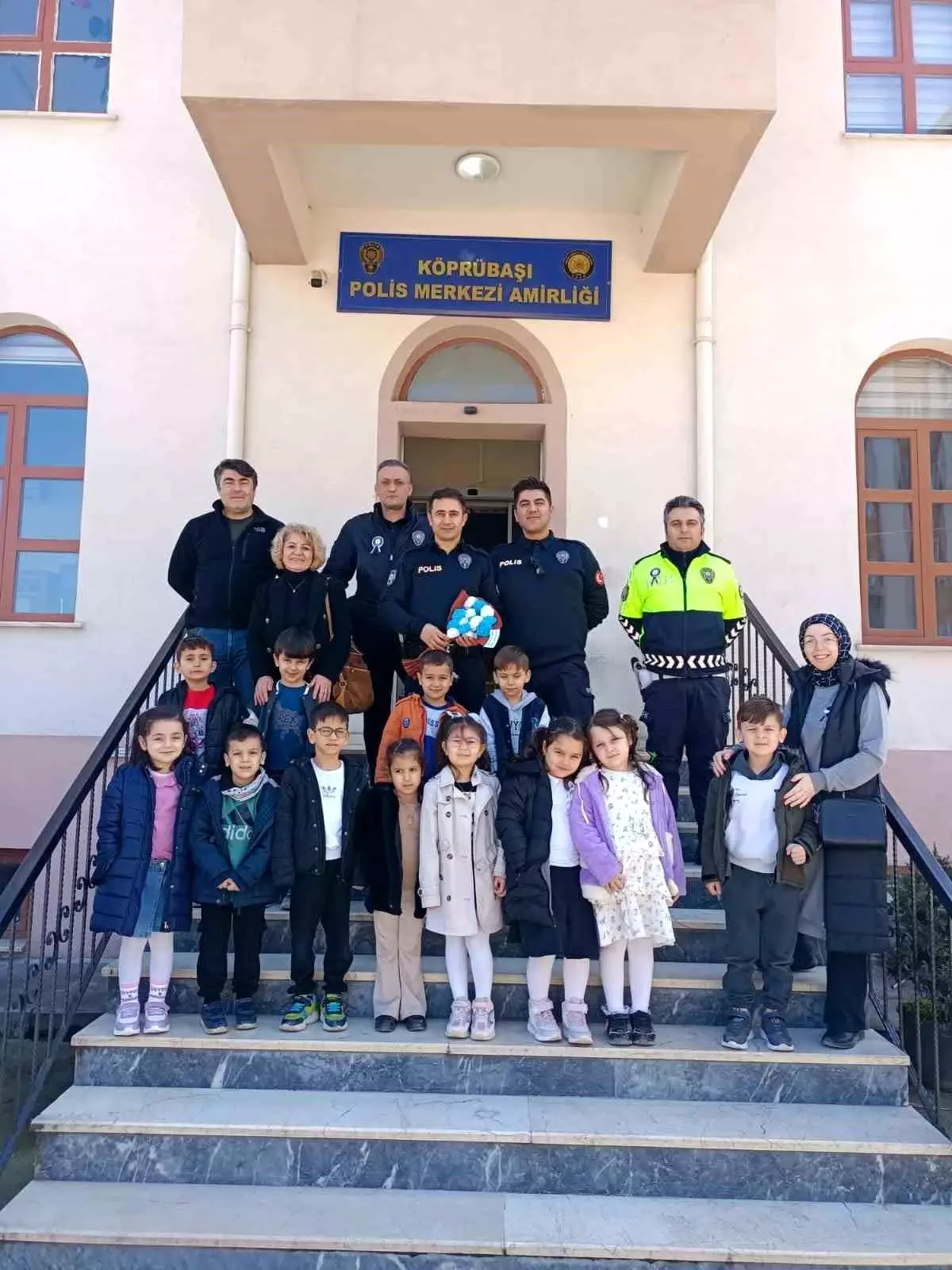 Atatürk İlkokulu Öğrencilerinden Polis Teşkilatı'na Anlamlı Ziyaret