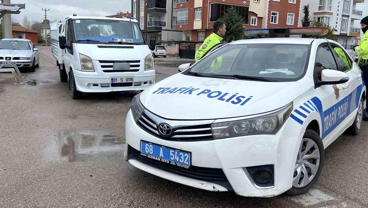 Aksaray'da Sahte İkiz Plaka Kovalaması: Sürücü Gözaltına Alındı