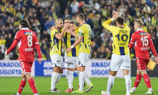 Sivasspor - Fenerbahçe maçının hakemi kim? Net Global Sivasspor - Fenerbahçe maçı ne zaman, saat kaçta?