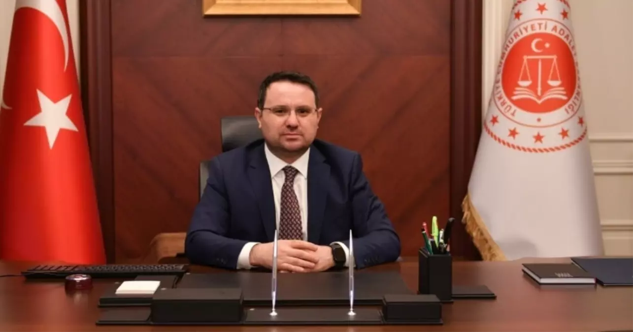 Akın Gürlek kimdir? Akın Gürlek kaç yaşında, nereli?