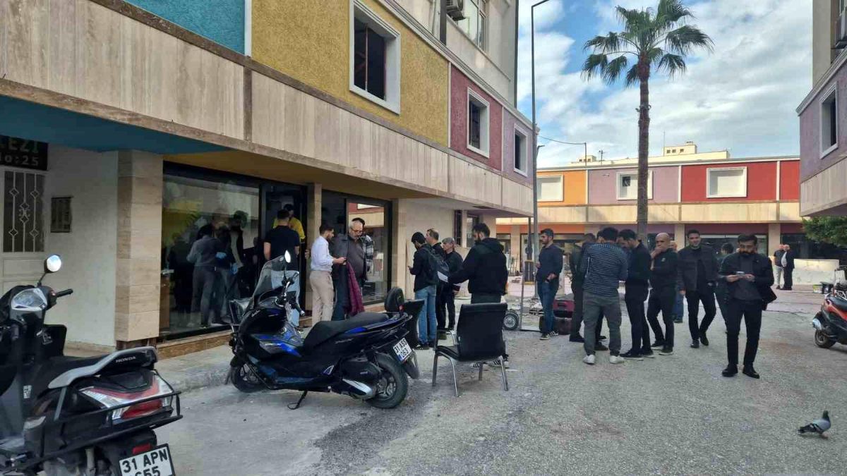 İskenderun'da Berber Dükkanına Silahlı Saldırı