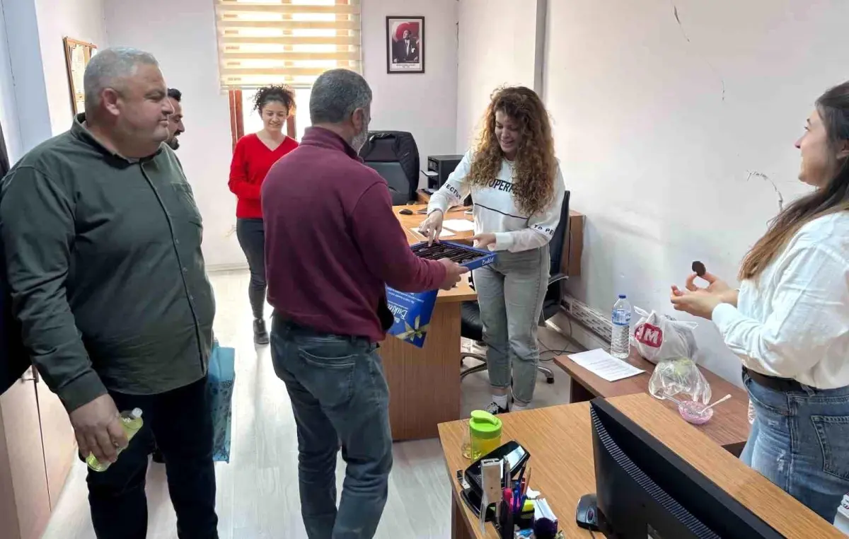 Besni Emniyet Güçlerine Yardım Derneği'nden Polis Teşkilatına Kutlama Ziyareti