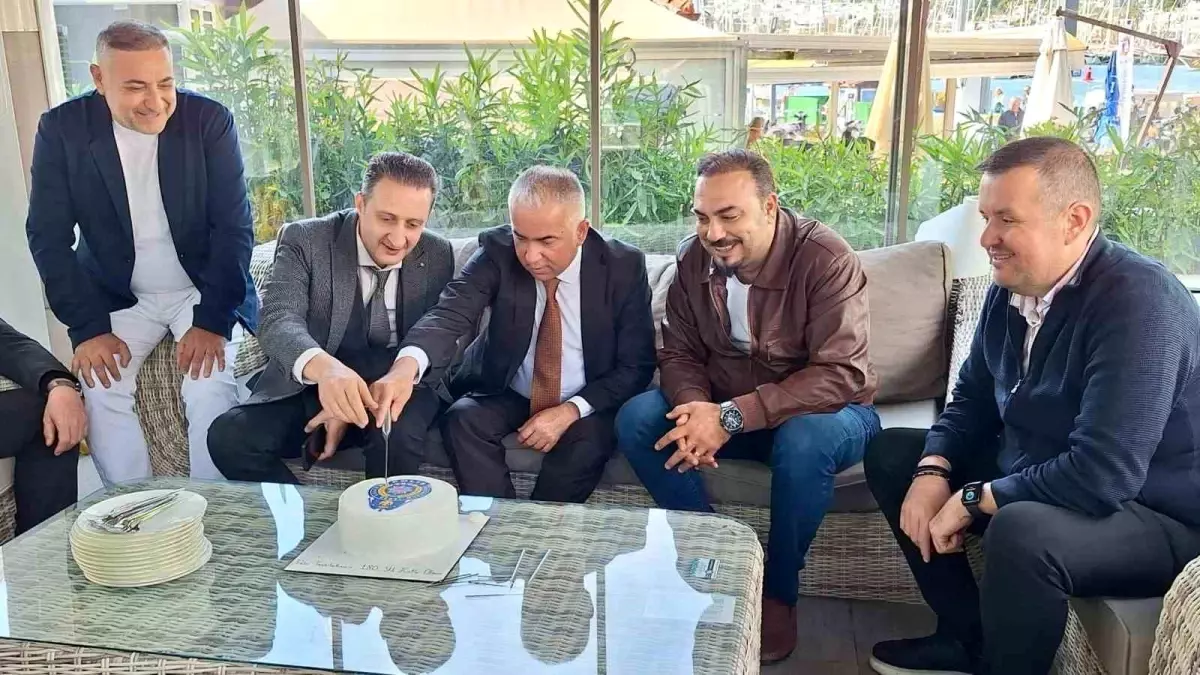 Polis Haftası'nda Gazetecilerden Anlamlı Ziyaret